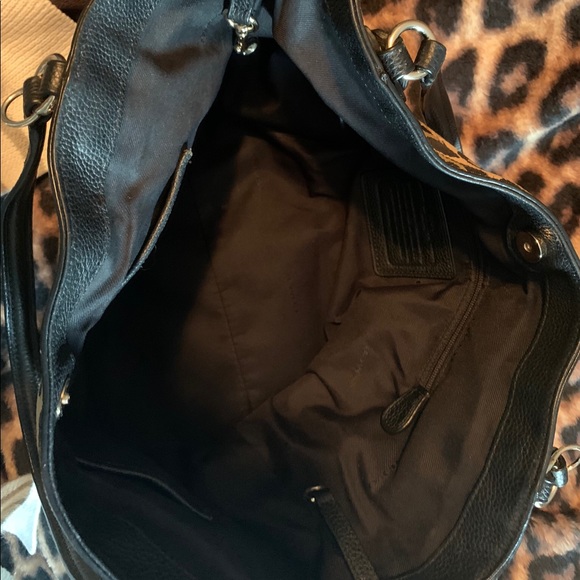 Women’s small Coach purse - Picture 3 of 3